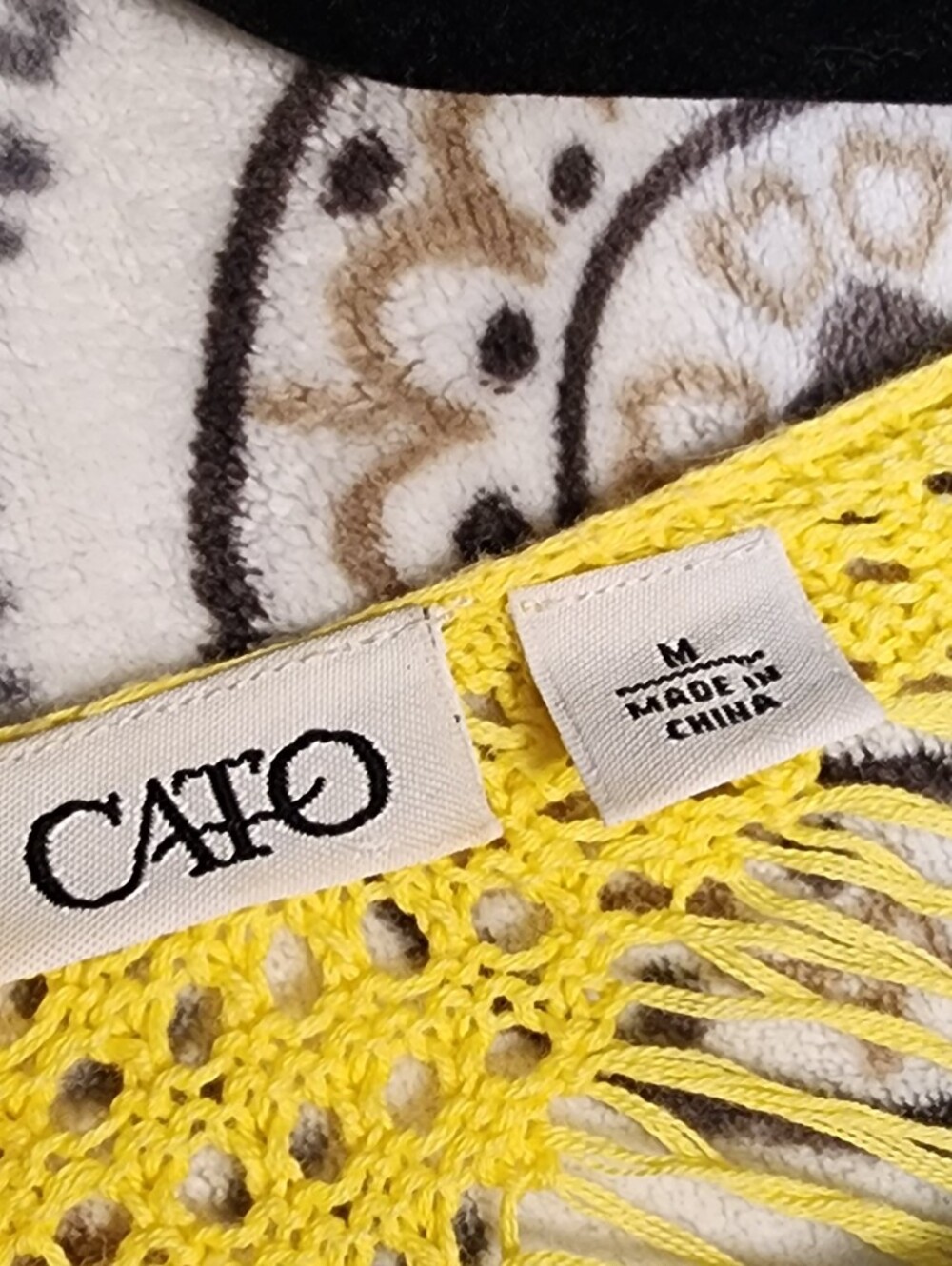 Cato Open-Front Yellow Crochet Short-Sleeve Cardigan - Picture 4 of 9